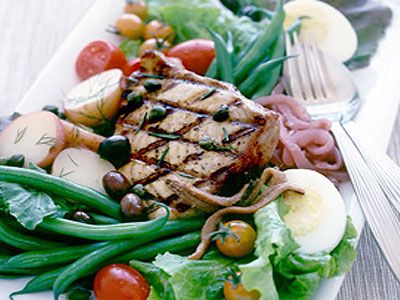 Ассорти со стручковой фасолью и курицей Ассорти со стручковой фасолью и курицей
