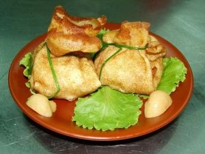 Блинные мешочки с шоколадной начинкой Блинные мешочки с шоколадной начинкой