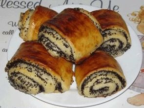 Булочки с маком. Булочки с маком.