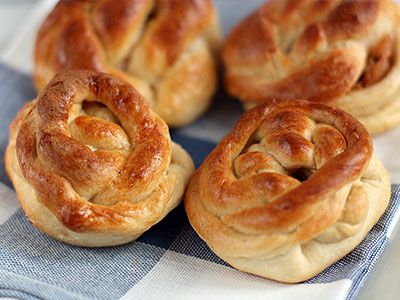 Булочки с яблочной начинкой Булочки с яблочной начинкой