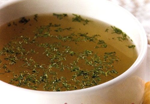 Бульон мясной с пирожками Бульон мясной с пирожками