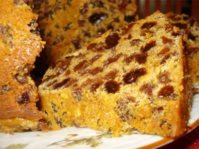Чайный кекс с бурбоном, изюмом и вишней Чайный кекс с бурбоном, изюмом и вишней