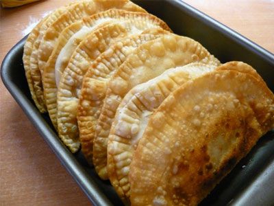 Чебуреки с капустой Чебуреки с капустой