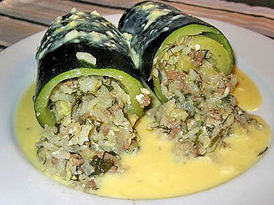 Фаршированные баклажаны в курином бульоне Фаршированные баклажаны в курином бульоне