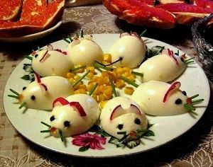 Фаршированные яйца "Крысята" Фаршированные яйца "Крысята"