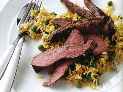 Филе барашка с рисом и горошком Филе барашка с рисом и горошком