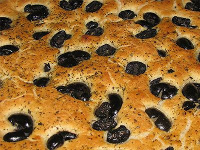 Фокачча с маслинами Фокачча с маслинами
