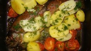 Форель, запеченная в духовке.