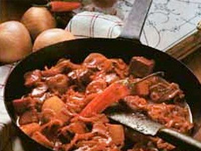Гуляш с перцем по-немецки Гуляш с перцем по-немецки