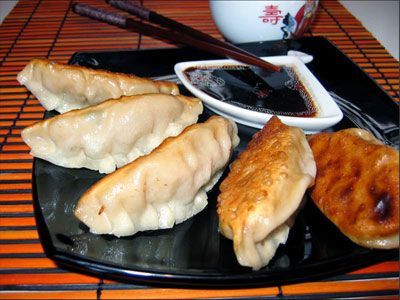 Гёдза (японские пельмени) Гёдза (японские пельмени)