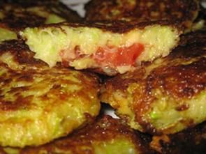 Кабачковые оладьи с сыром Кабачковые оладьи с сыром