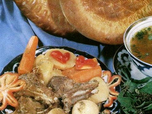 Кайнатма шурва — бульон с овощами и мясом