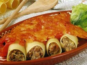 Канеллони с куриным фаршем в мультиварке Канеллони с куриным фаршем в мультиварке