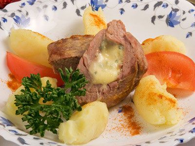 «Кармашек» из говядины с сыром «Кармашек» из говядины с сыром