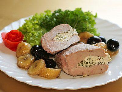Кармашек из свинины с творогом и фруктами Кармашек из свинины с творогом и фруктами