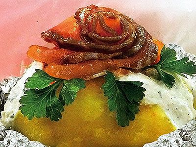 Картофель печеный с творогом