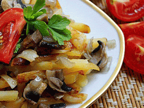 Картофель жареный с грибами Картофель жареный с грибами