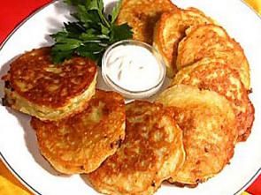 Картофельные драники с грибами Картофельные драники с грибами