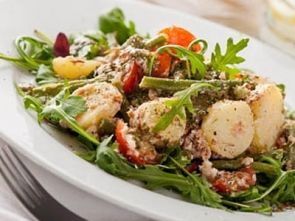 Картофельный салат со скумбрией Картофельный салат со скумбрией