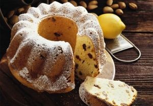 Кекс с орехами и изюмом Кекс с орехами и изюмом