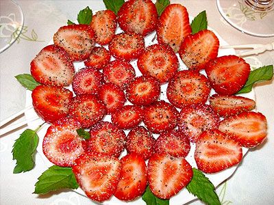 Клубничная закусочка под коньяк Клубничная закусочка под коньяк