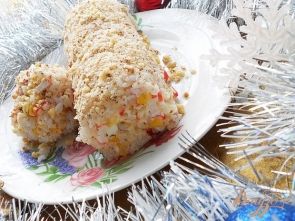 Крабовый салат рулетом Крабовый салат рулетом