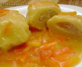 Кубэ манные с мясной начинкой в соусе Кубэ манные с мясной начинкой в соусе