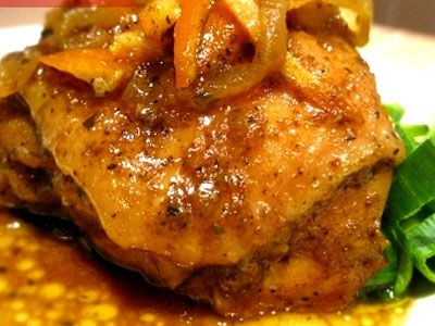 Куриные бедрышки в апельсиновом соусе Куриные бедрышки в апельсиновом соусе