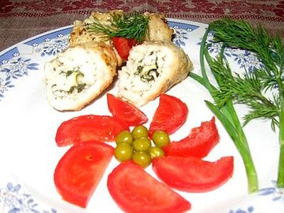 Куриные рулетики с сыром и щавелем Куриные рулетики с сыром и щавелем