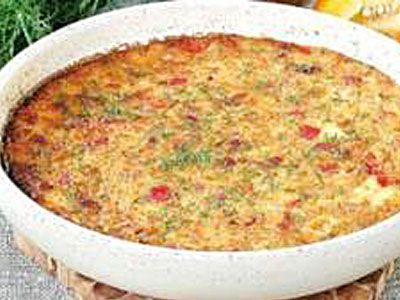 Летний гювеч с перцем, яйцом и брынзой Летний гювеч с перцем, яйцом и брынзой