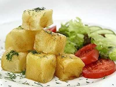 Молодая картошка с чесноком Молодая картошка с чесноком