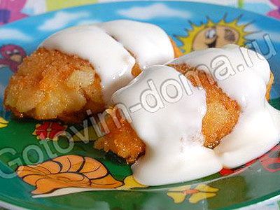 Морковные котлетки с соусом Морковные котлетки с соусом