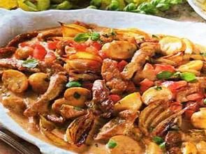 Мясное рагу с сухофруктами Мясное рагу с сухофруктами