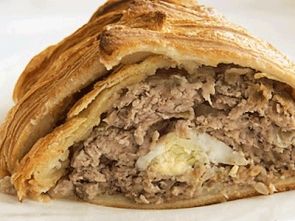 Мясной рулет с яйцом Мясной рулет с яйцом
