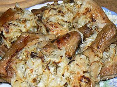 Окорочка под луково-чесночной шубой Окорочка под луково-чесночной шубой