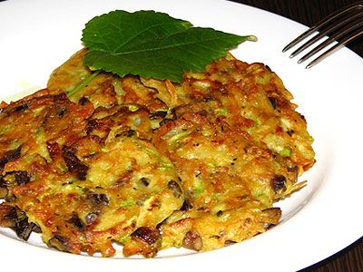 Оладьи картофельно-кабачковые с опятами Оладьи картофельно-кабачковые с опятами