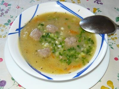 Овсяный суп с фрикадельками Овсяный суп с фрикадельками