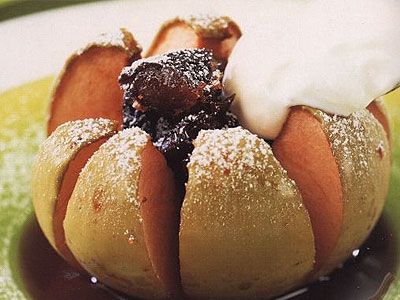 Печеные яблоки с портвейном Печеные яблоки с портвейном