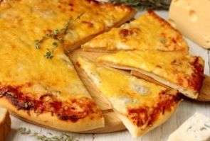 Пицца "Четыре сыра"