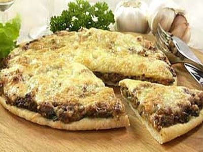 Пицца с грибами и сыром Пицца с грибами и сыром