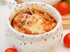 Пикантная фасоль с овощами в горшочках Пикантная фасоль с овощами в горшочках