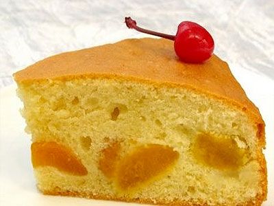 Пирог с консервированными персиками Пирог с консервированными персиками