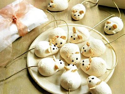 Пирожное «Мышки-меренги» Пирожное «Мышки-меренги»