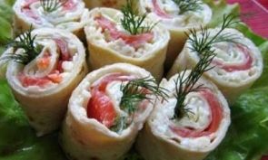Рулеты из блинов с красной рыбой Рулеты из блинов с красной рыбой