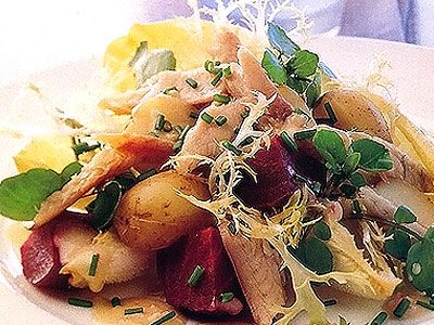 Салат из копченой рыбы с овощами Салат из копченой рыбы с овощами