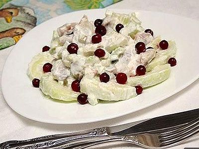 Салат из сельди с сельдереем Салат из сельди с сельдереем