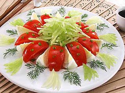 Салат овощной с яйцами Салат овощной с яйцами