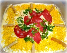 Салат "Обжорка" с сухариками