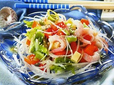Салат с дайконом и креветками Салат с дайконом и креветками
