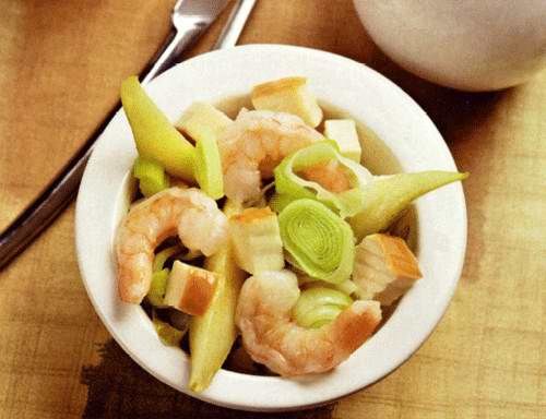 Салат с креветками и грушами Салат с креветками и грушами